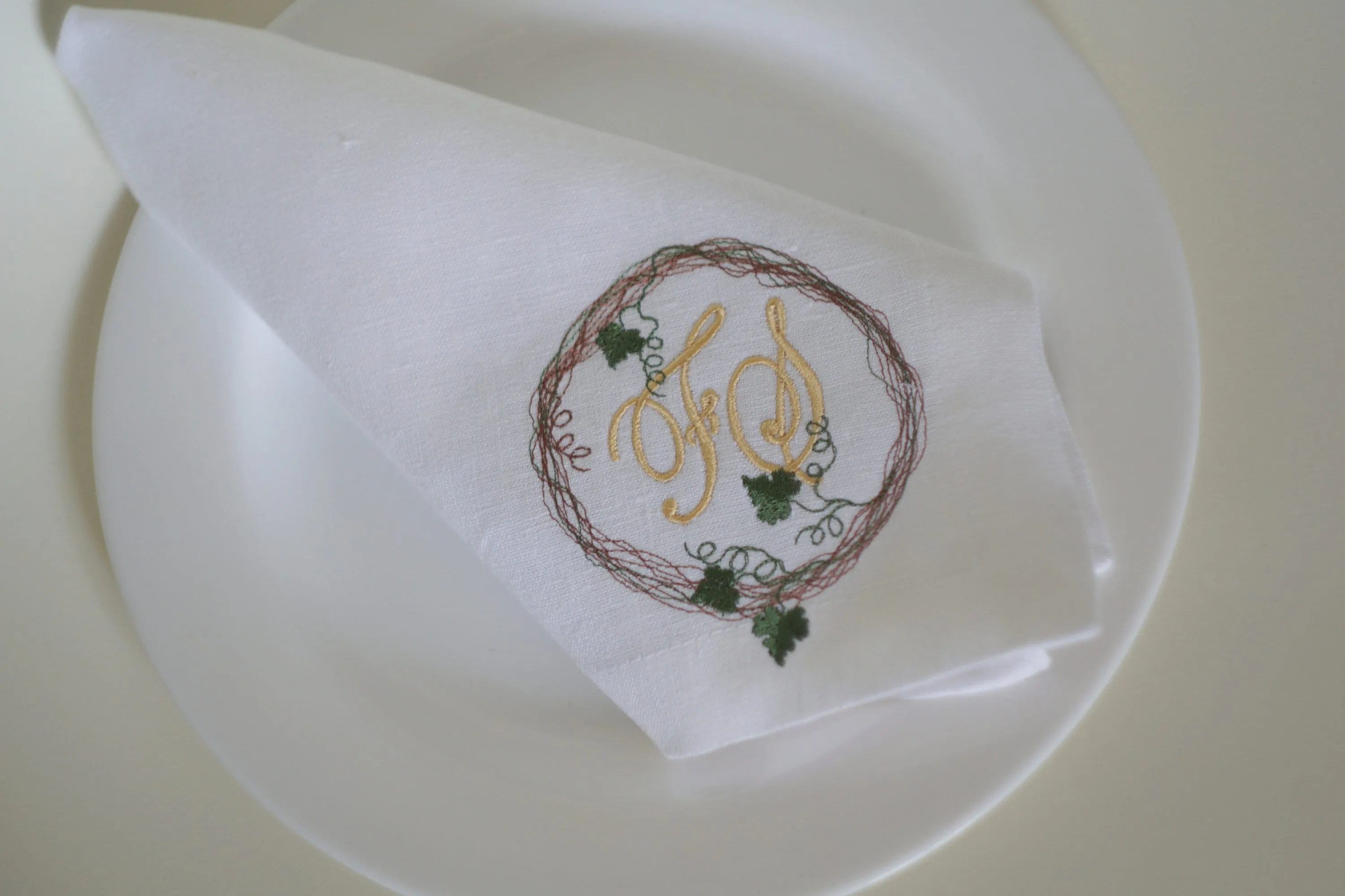 #013 | Thanksgiving Floral | Personalized | Linen napkins