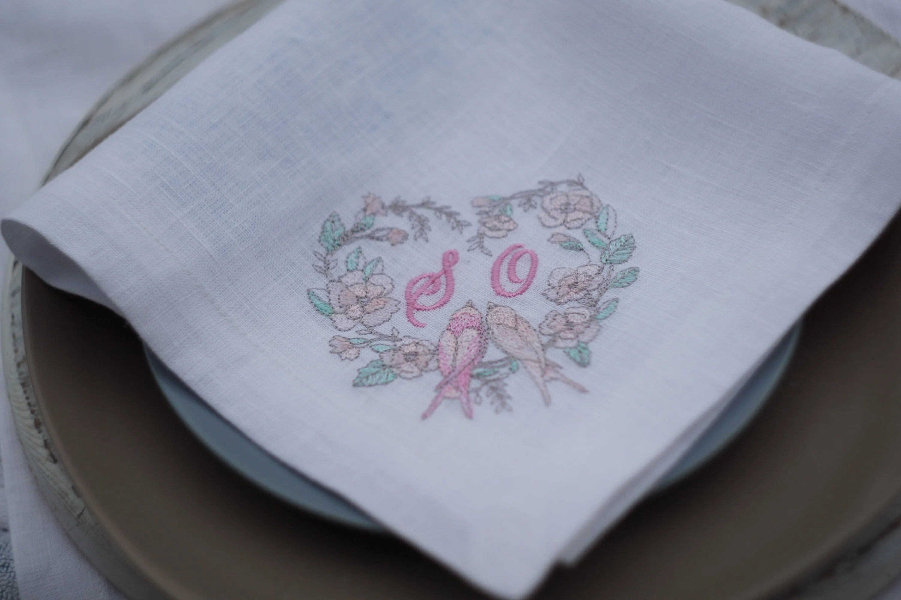 #014 | Wedding styling with birds and flowers | Personalized | Linen napkins