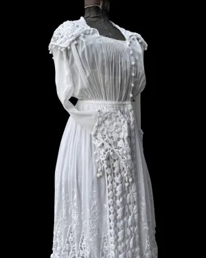 1910s Embroidered Crochet Lace Sailor Collar Cotton Lawn Dress