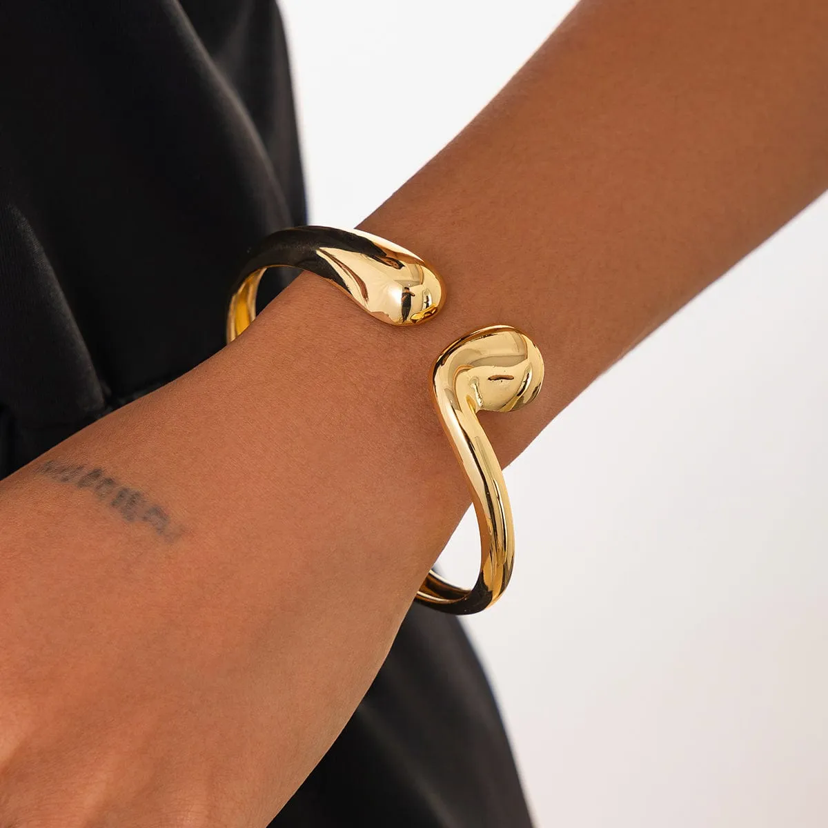 Abstract Gold Silver Tone Asymmetric Waterdrop Bangle Bracelet