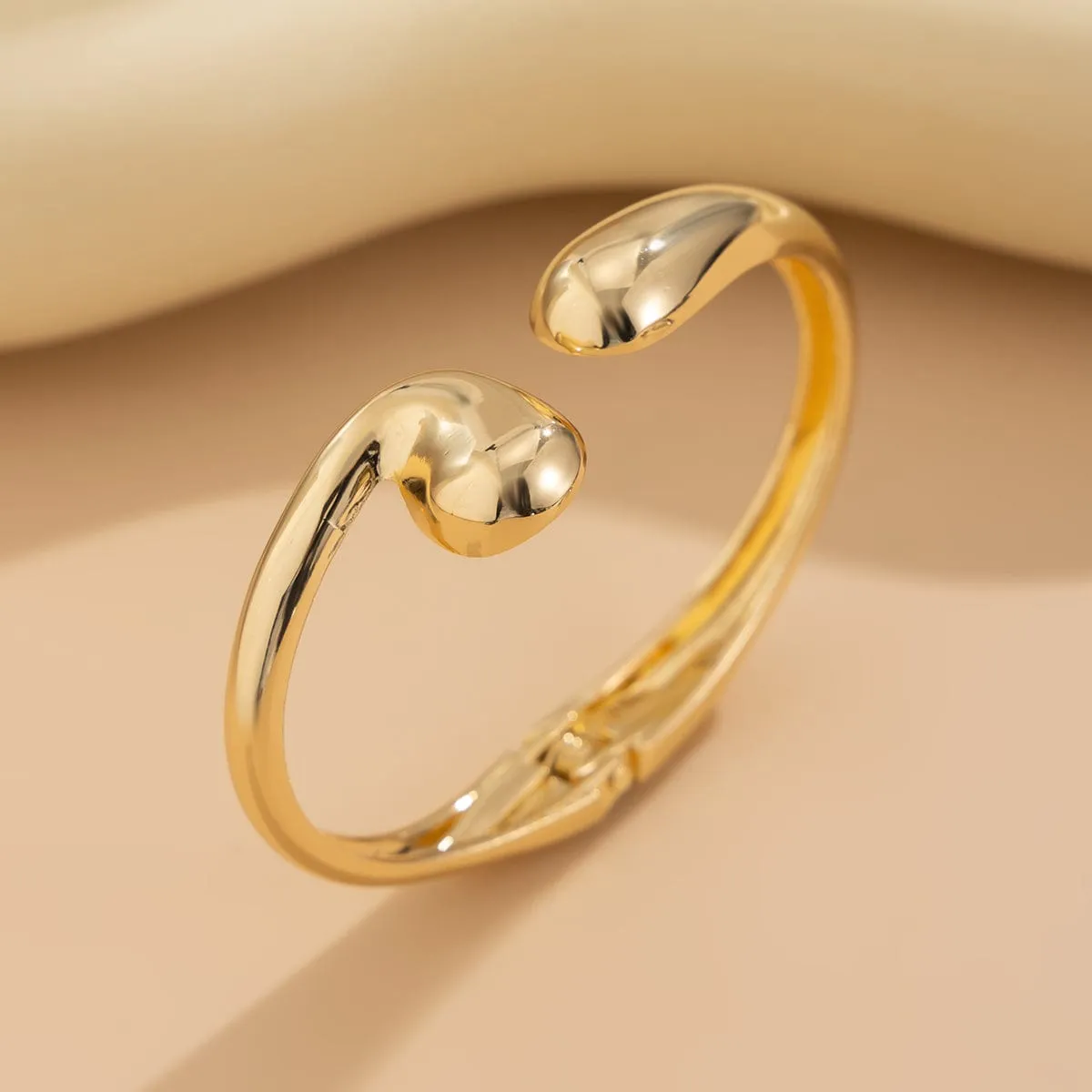 Abstract Gold Silver Tone Asymmetric Waterdrop Bangle Bracelet