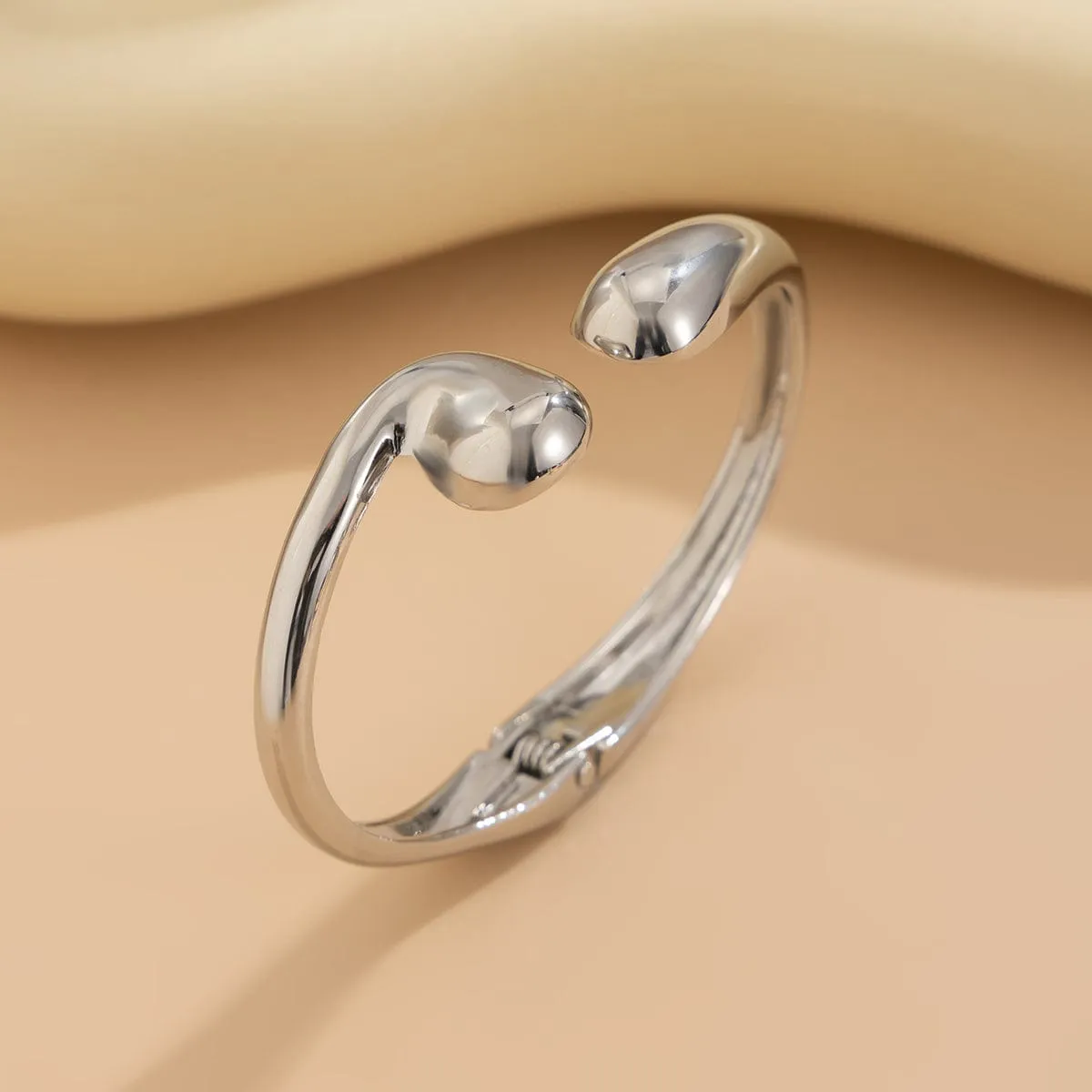 Abstract Gold Silver Tone Asymmetric Waterdrop Bangle Bracelet