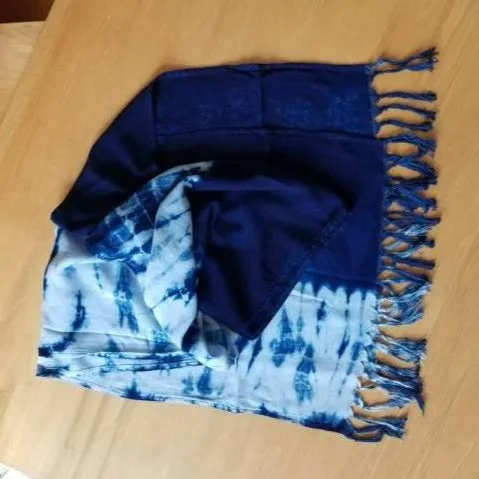 Alma de Añil Tassel Scarf