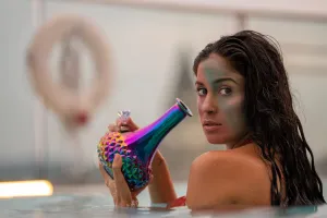 Aurora Vase Bong