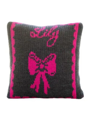 BOW & NAME PILLOW