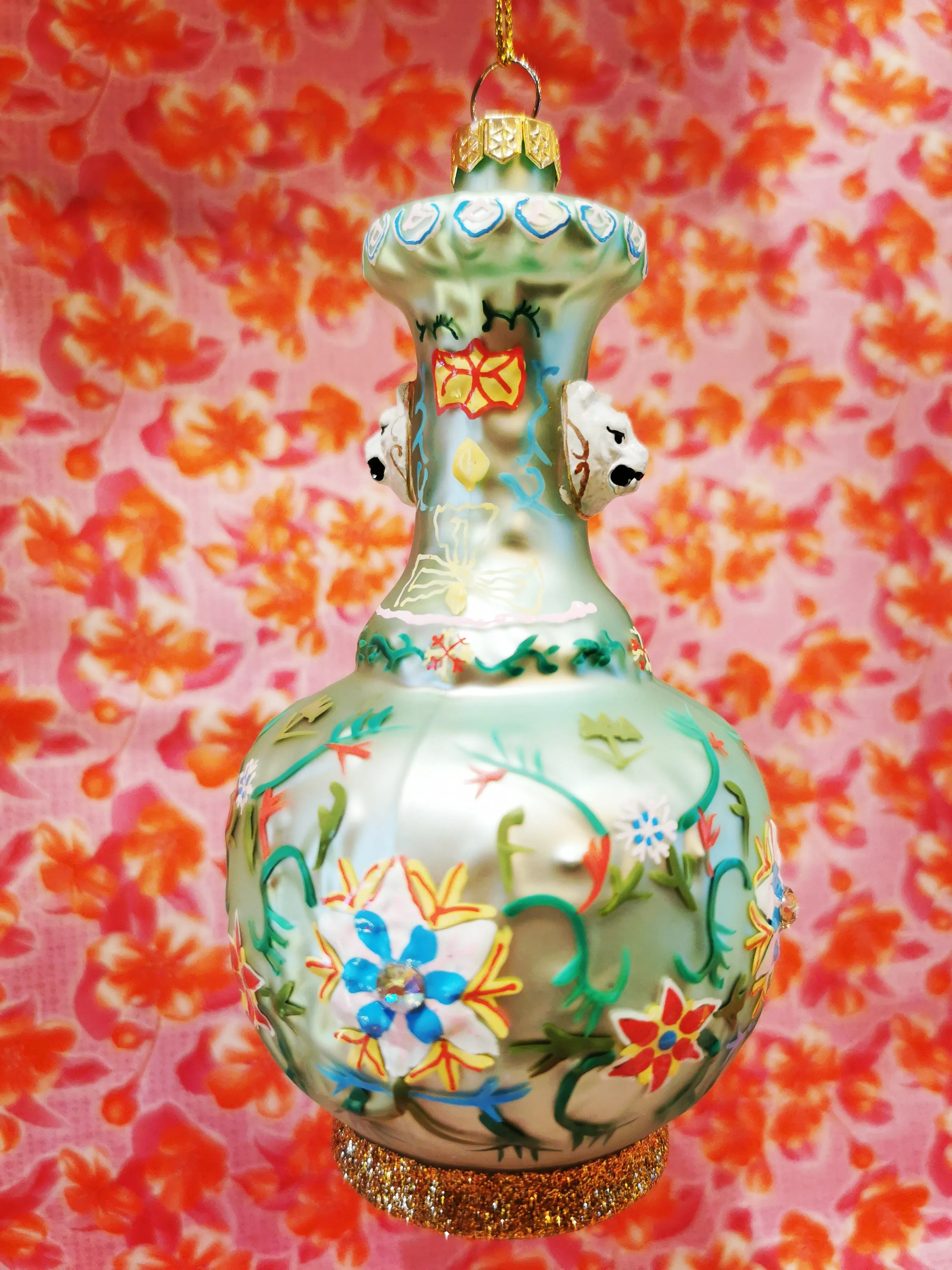 Chinoiserie vases