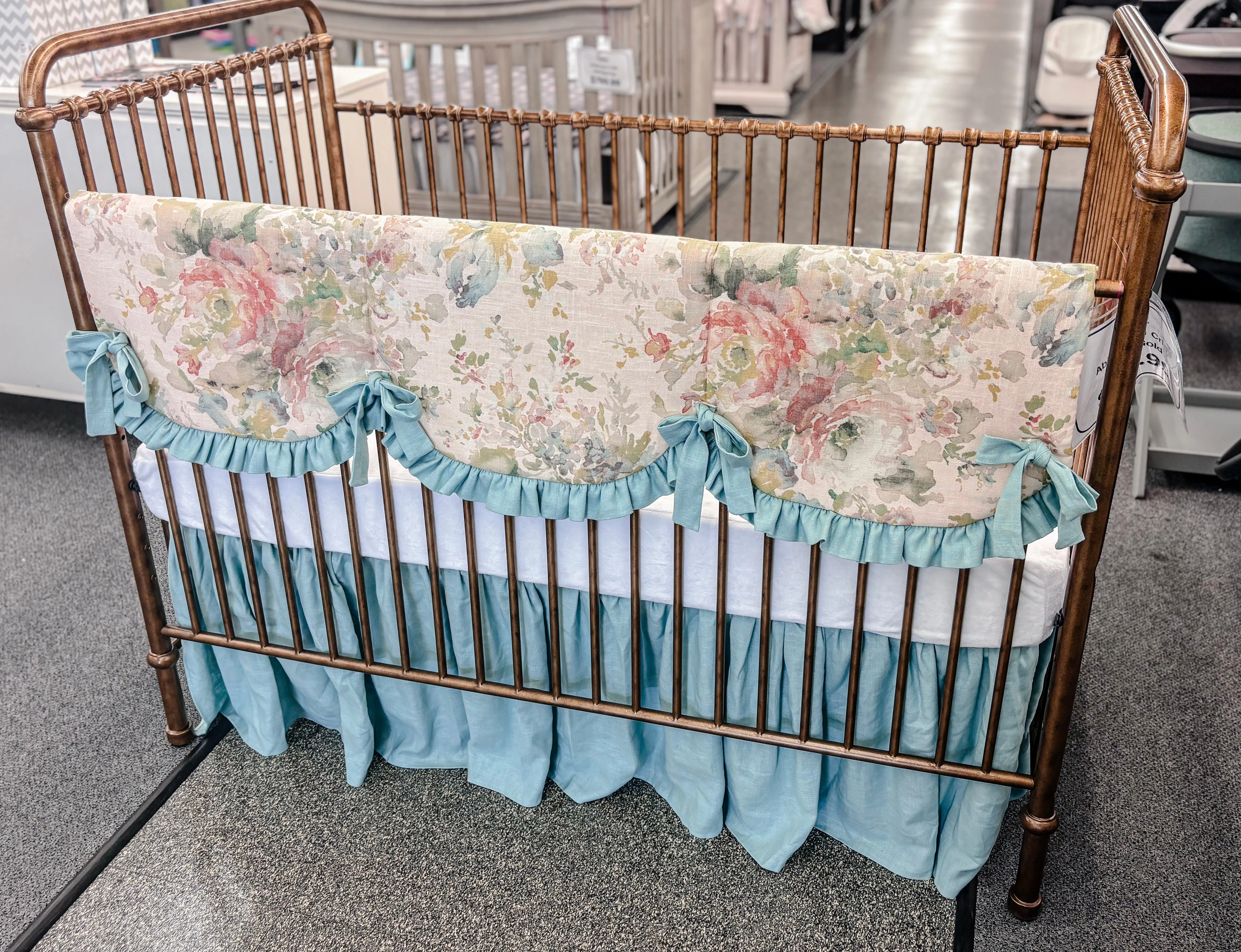 CUSTOM BEDDING
