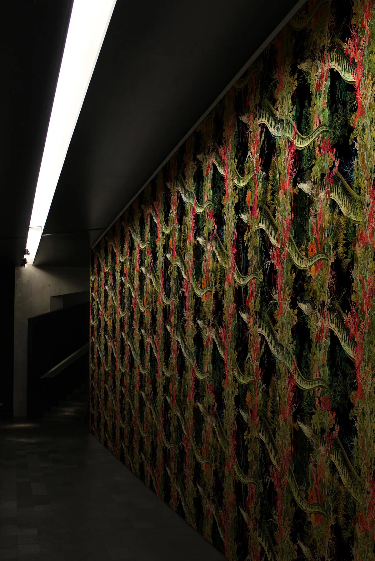 eel colonnade wallpaper