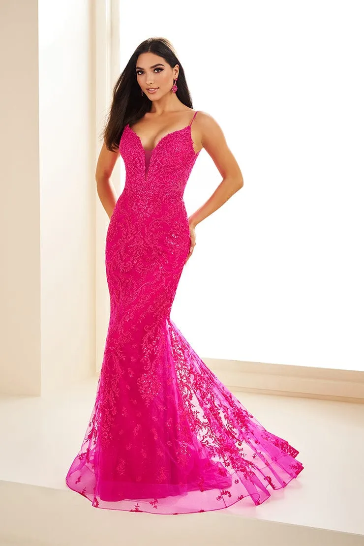 Ellie Wilde: EW36096