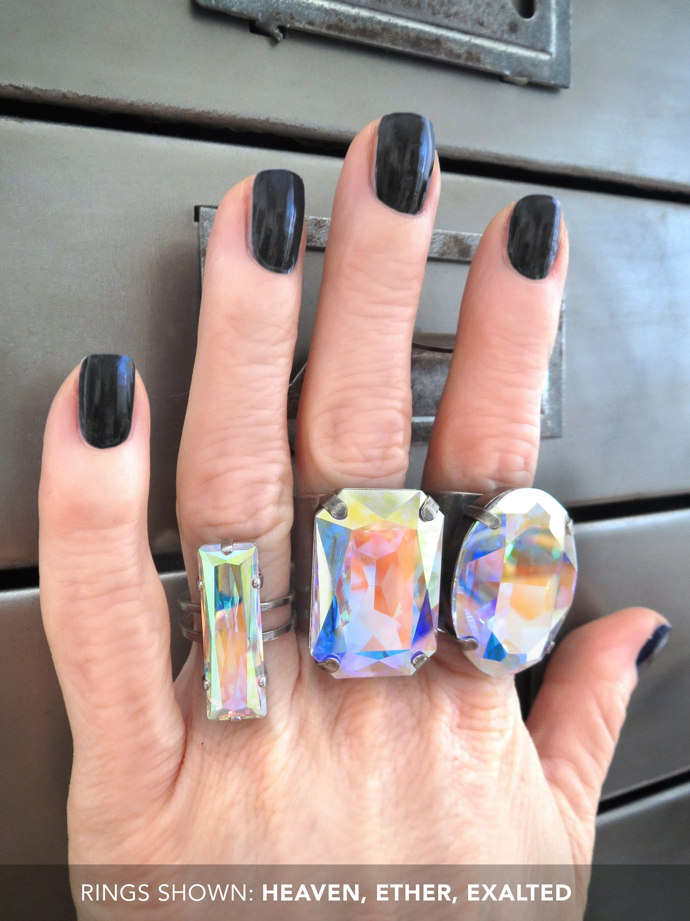 HEAVEN - Baguette Ring w Mystical Multicolor Crystal AB