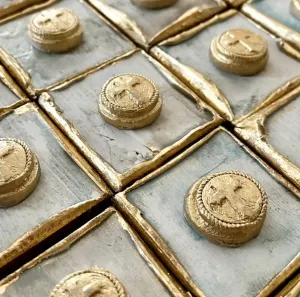 Intaglio Gold Wooden Cross Block