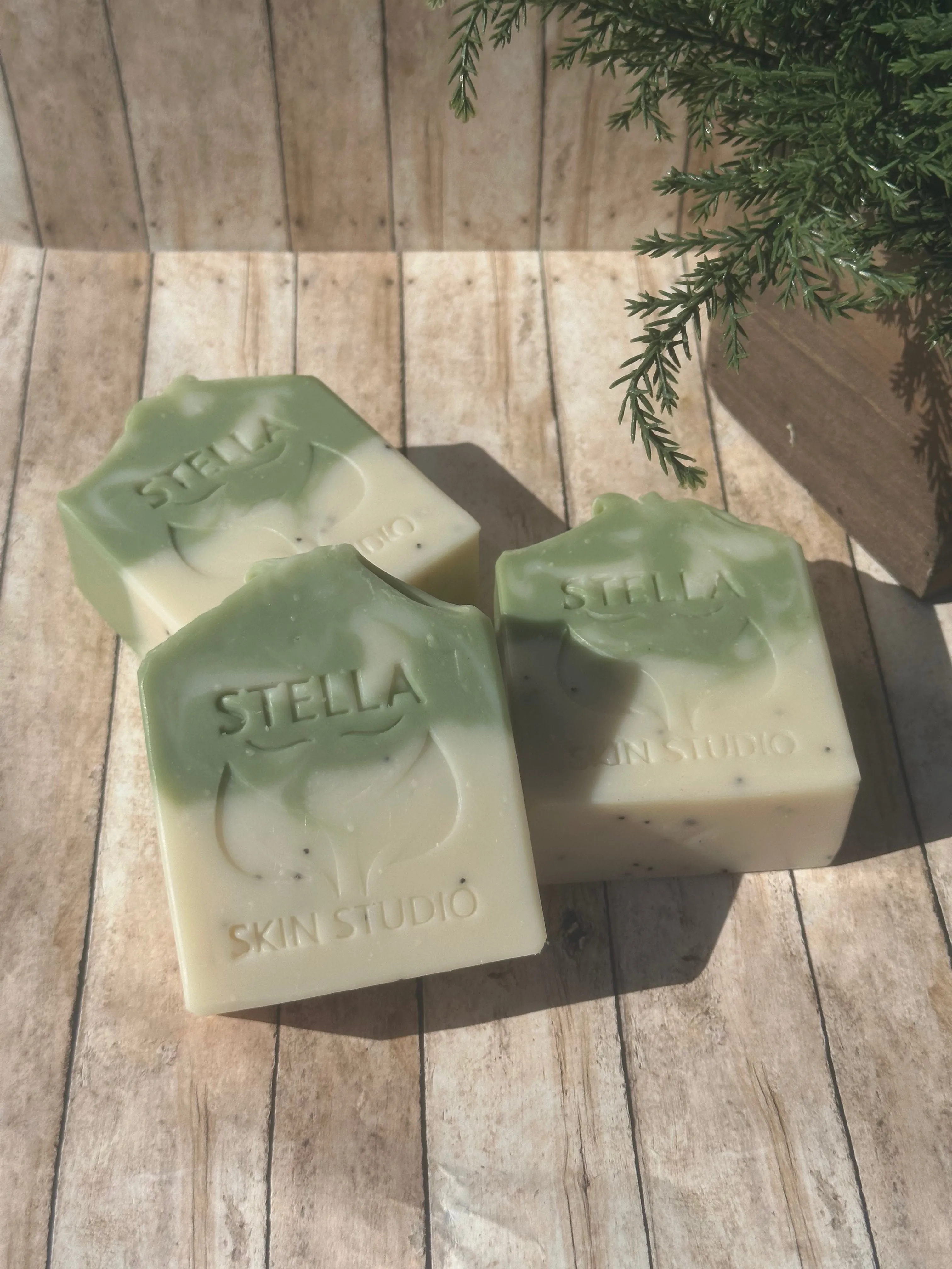 Juicy Pear Soap Bar Made With Organic & Natural Ingredients Oversized 6 oz. Bar