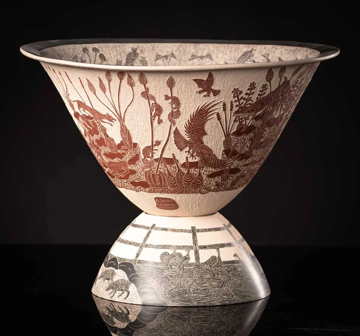Masterpiece! Mata Ortiz Conic pot with Desert Creatures