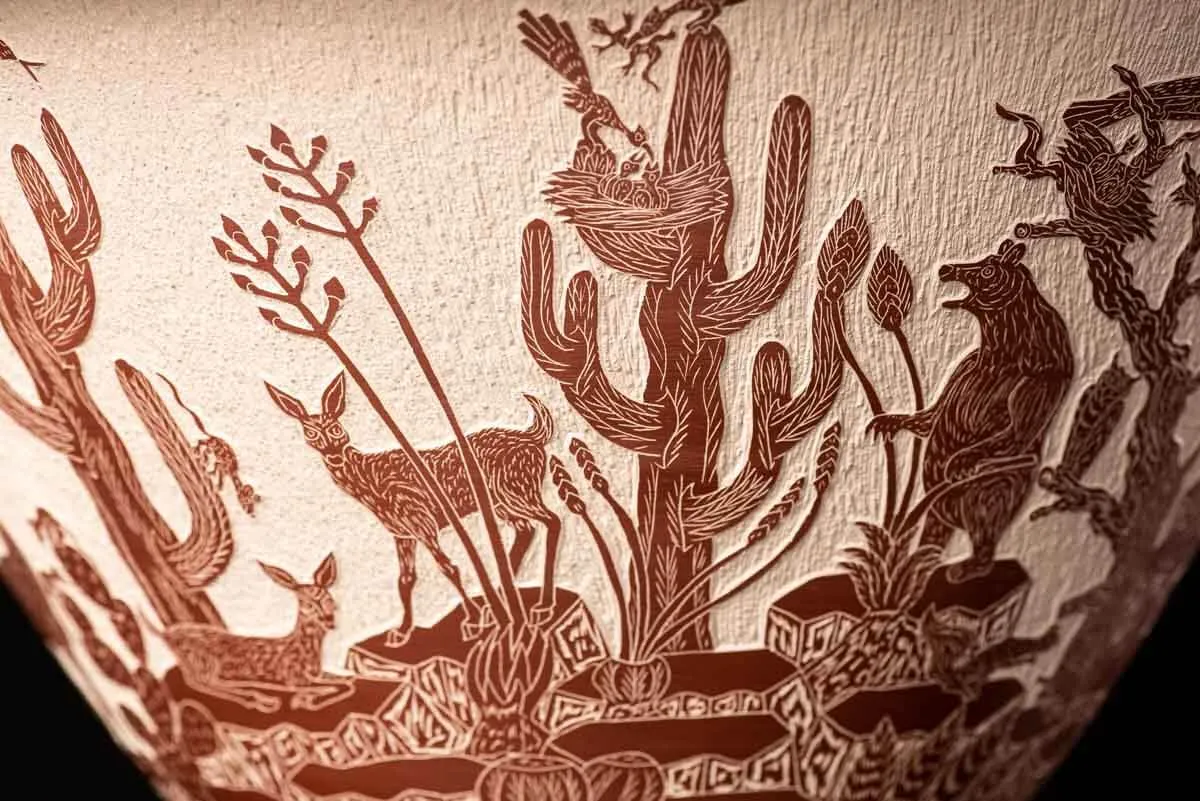 Masterpiece! Mata Ortiz Conic pot with Desert Creatures