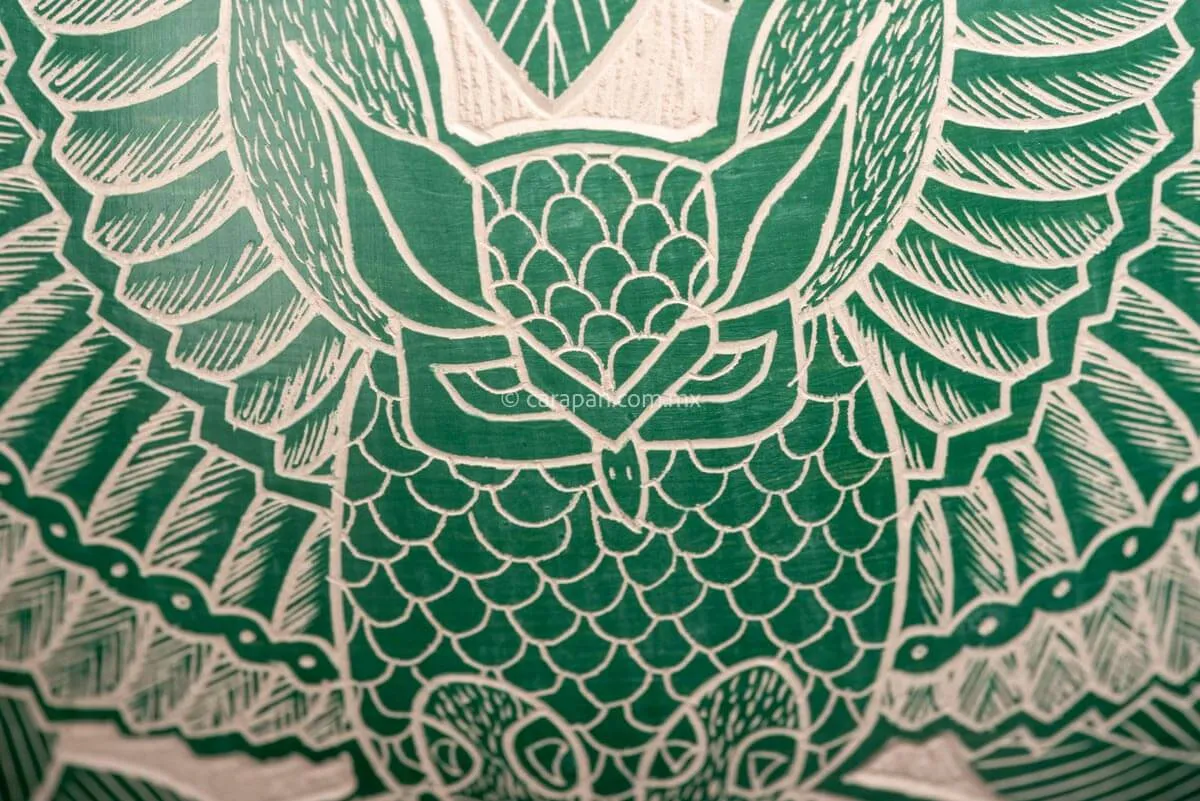Mata Ortiz Spheric Beige Pot with Teal Owl