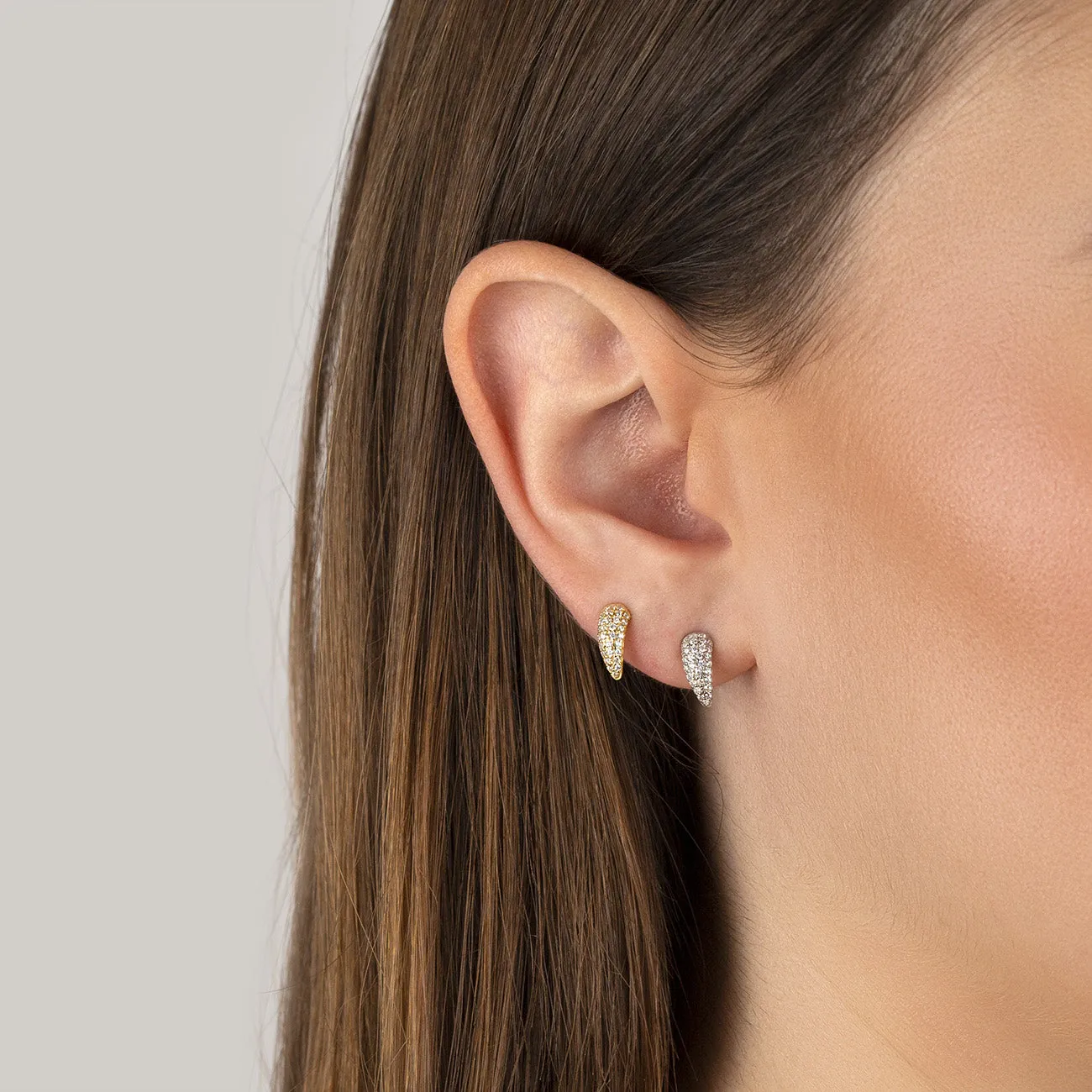 Mini Pavé Tusk Stud Earring