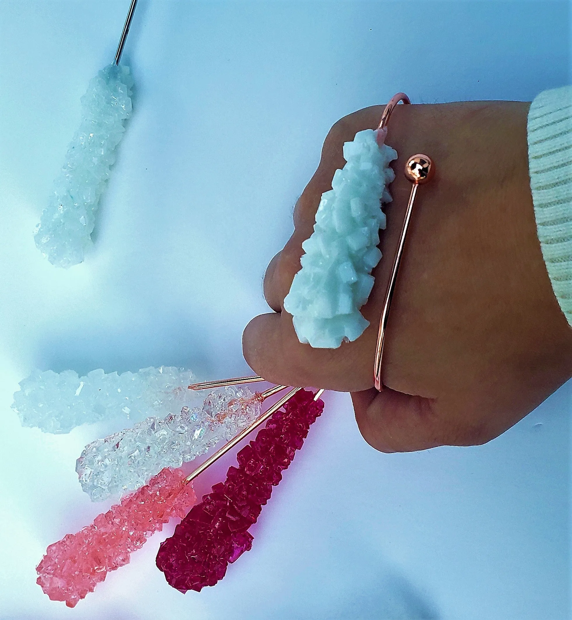 MINT ROCK CANDY PALM CUFF