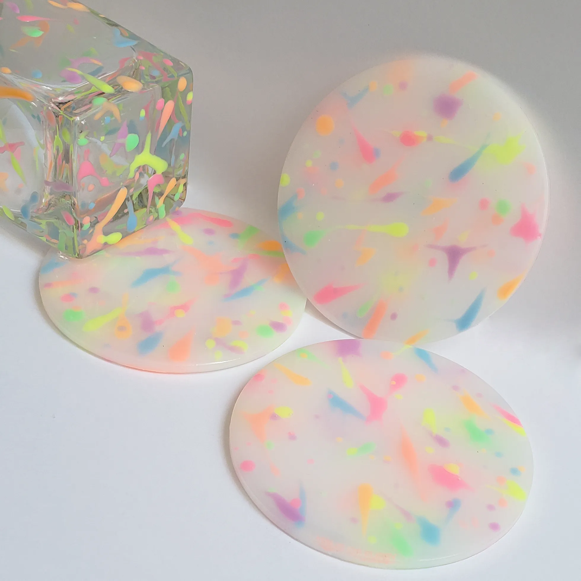 NEON PASTEL JAWBREAKER DRINKING GLASSES