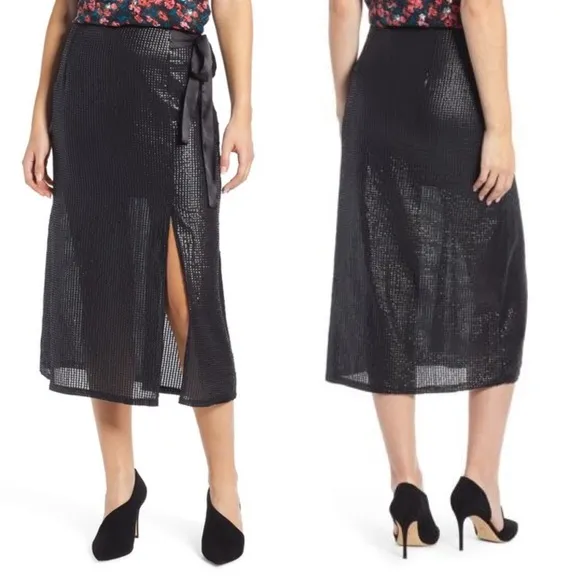 NWT Something Navy at Nordstrom Black Sequin Midi Skirt S