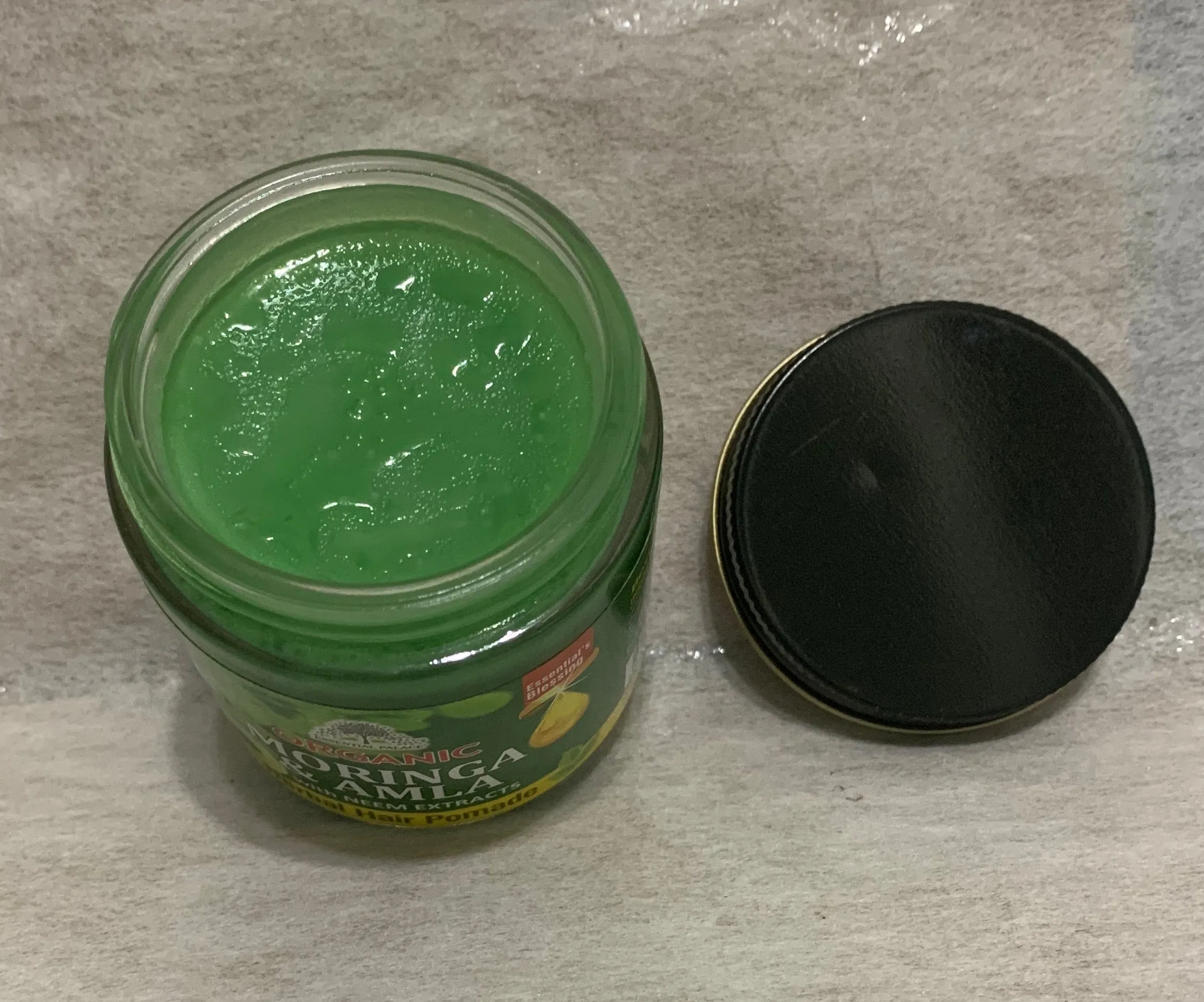 ORGANIC MORINGA & AMLA HAIR POMED