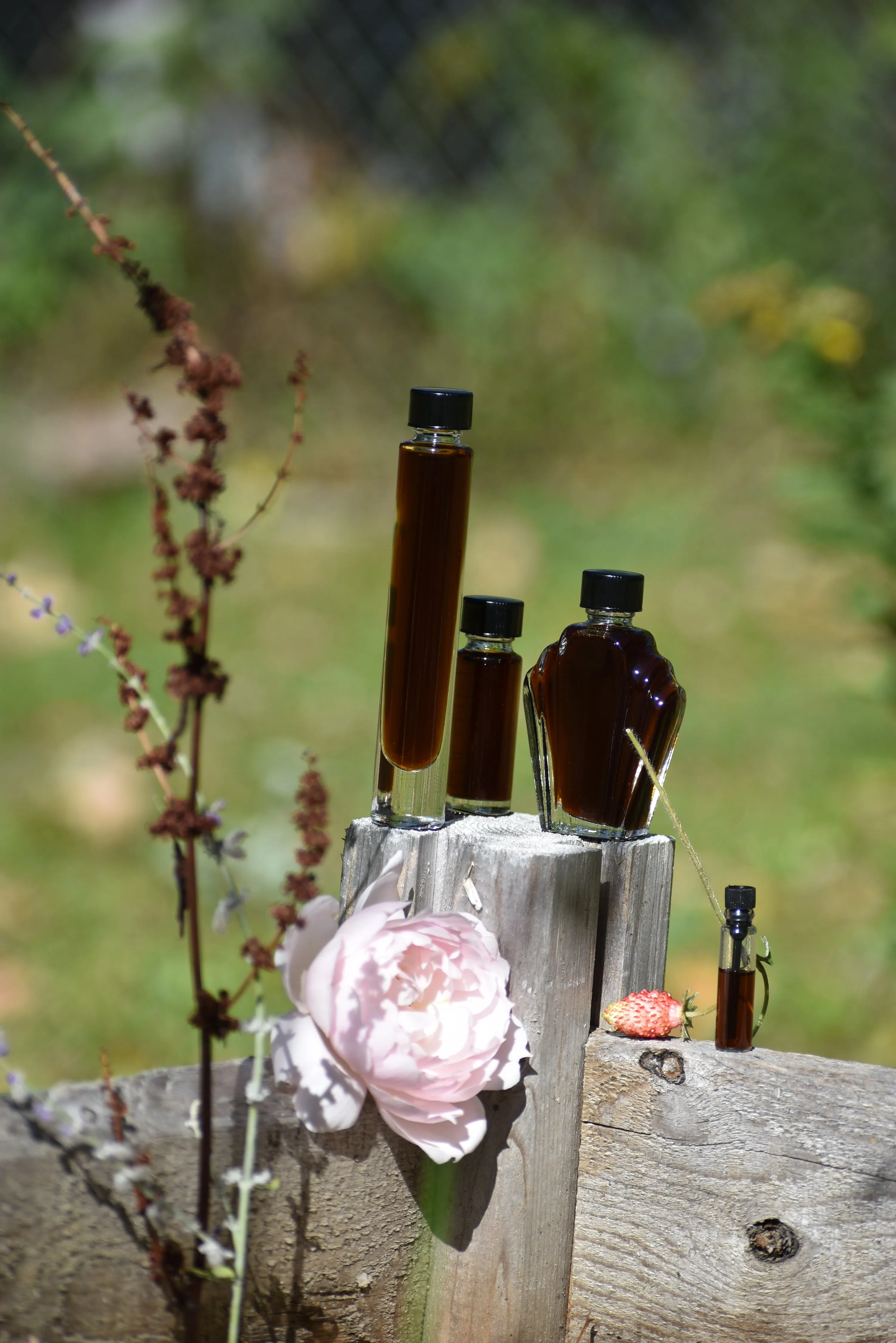 PLEASURES UNKNOWN | Perfume of Perfume | collected treasures through creating (Millefleur #2)