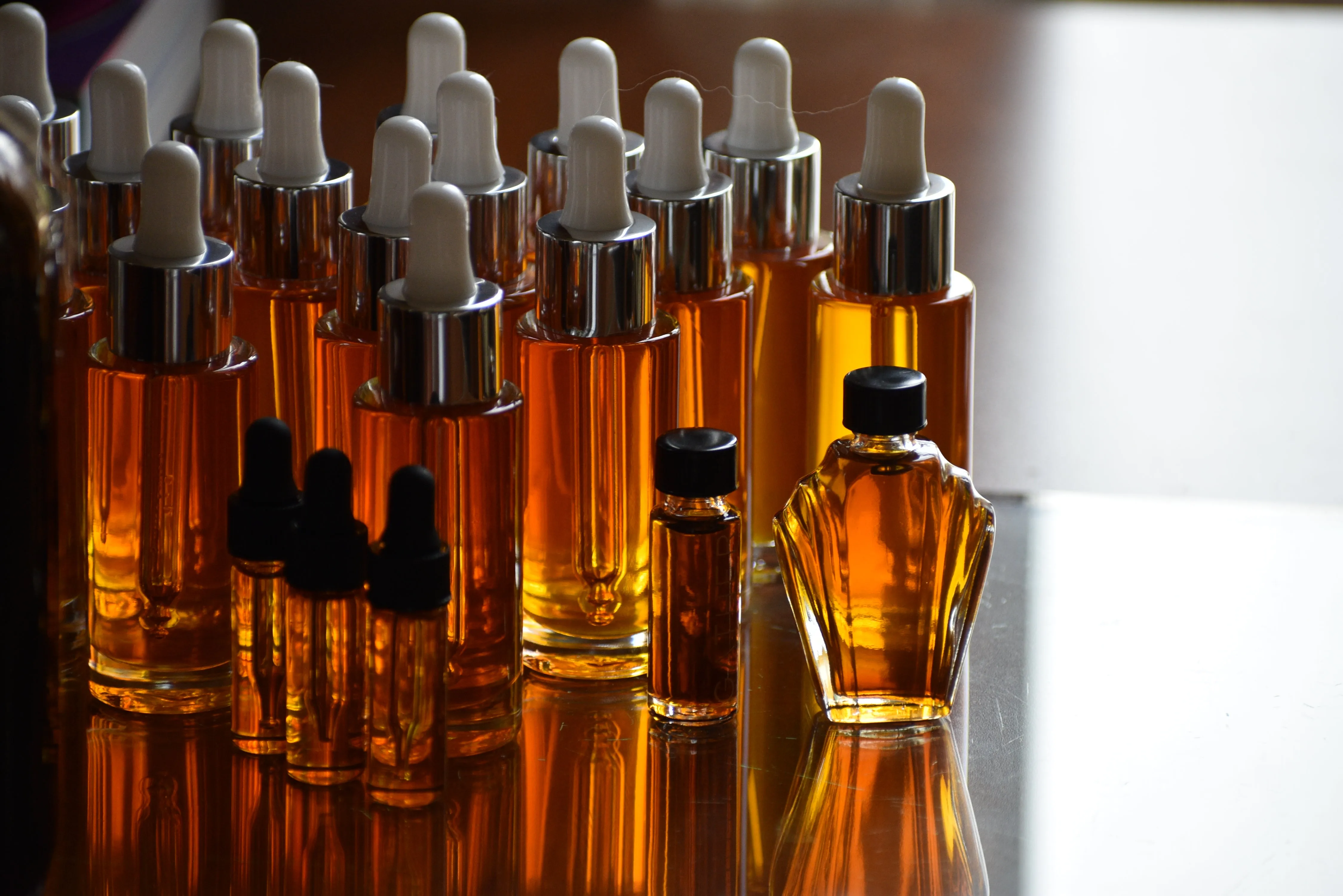 PRECIPICE [Perfection on the Precipice of Decay] Botanical Perfume
