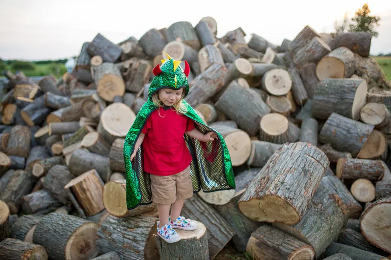 Reversible Dragon Knight Cape Size 5-6
