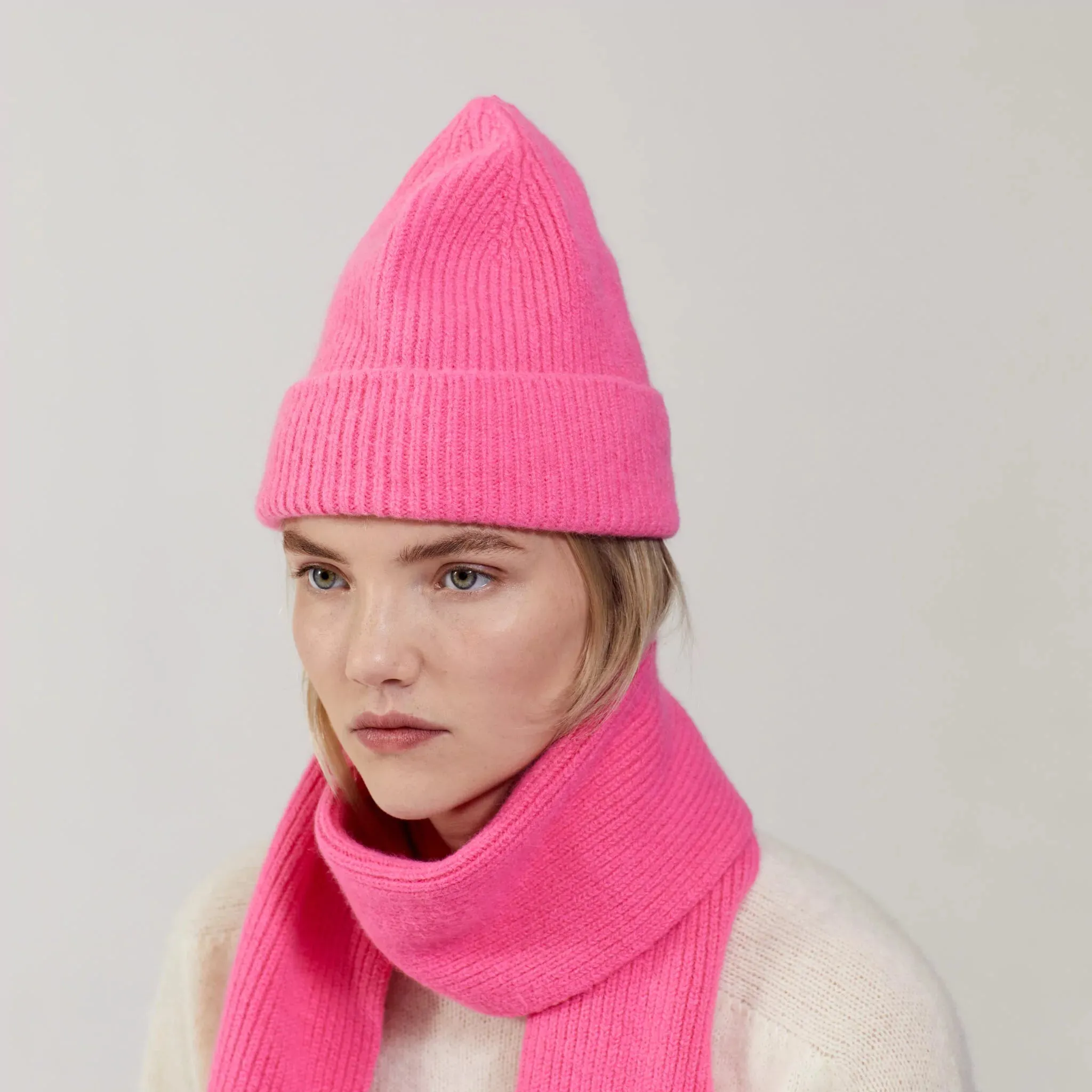 Scarves, Bubblegum