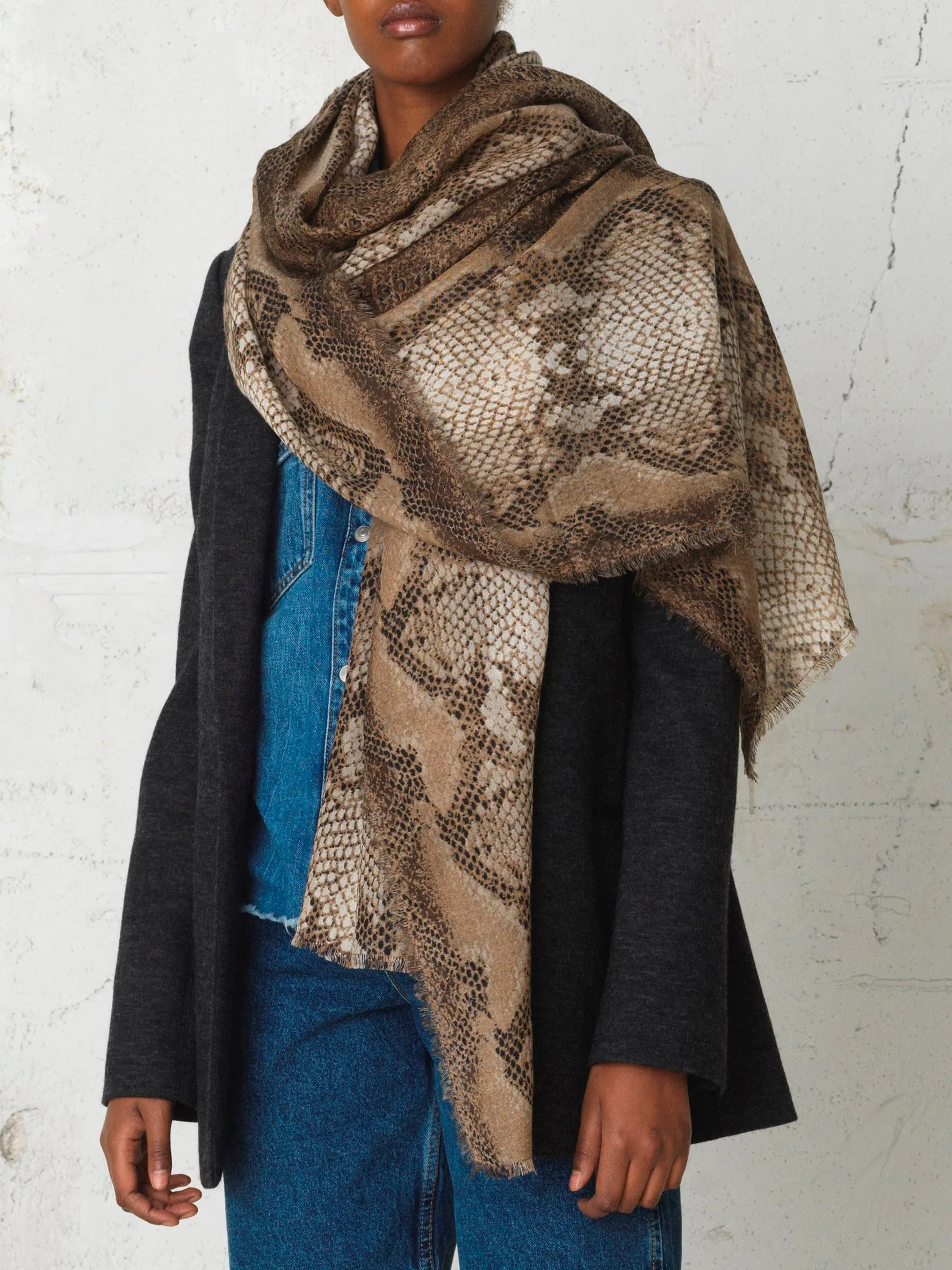 Sigrid Snake Scarf