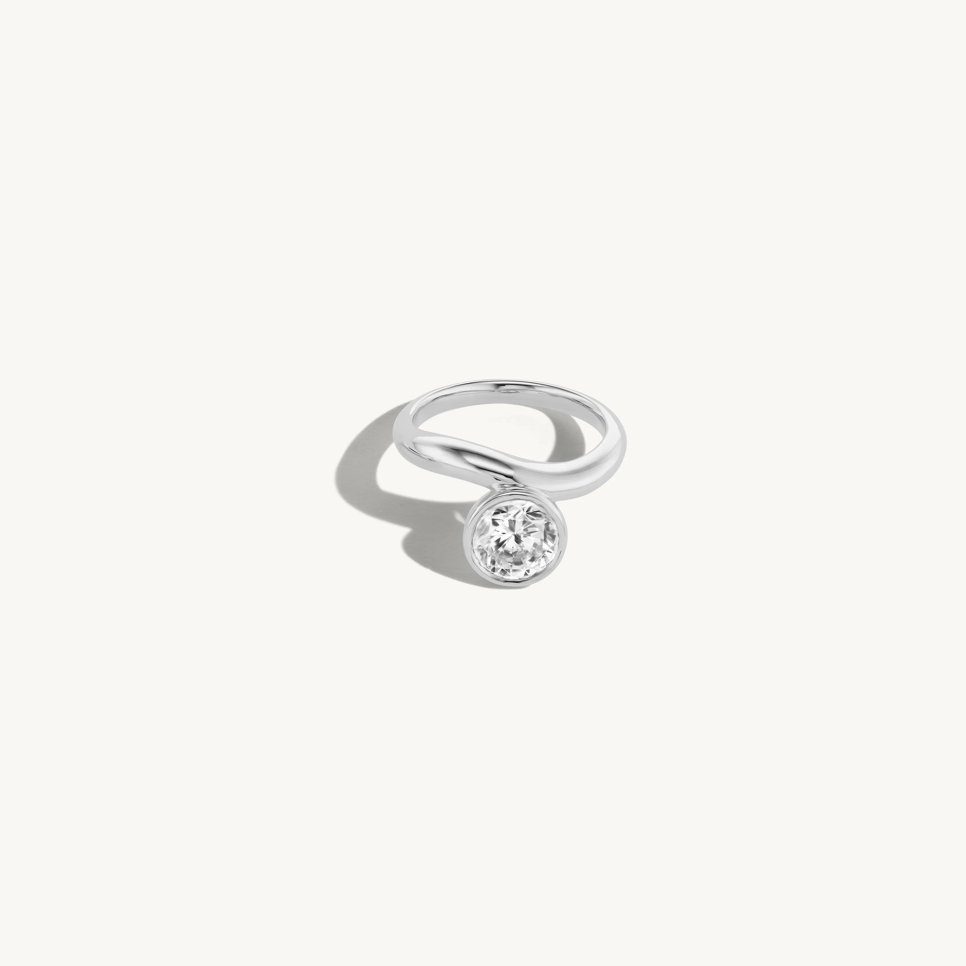 Solo Round Engagement Ring
