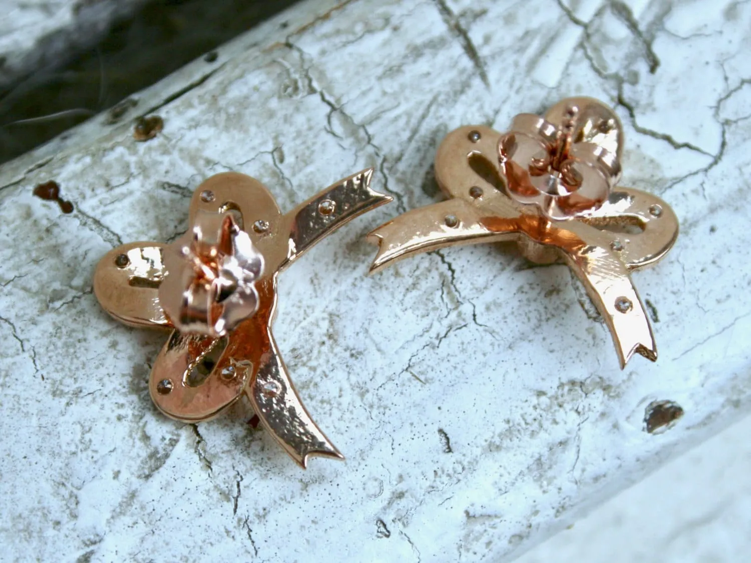 Sweet Vintage 18K Rose Gold Diamond &#39;Bow&#39; Stud Earrings.